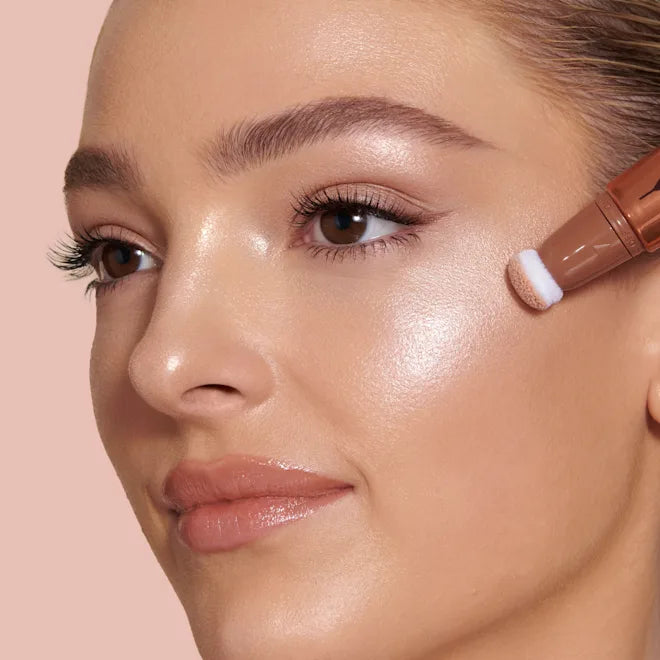Charlotte Tilbury Beauty Light Wand Hollywood shade Spotlight — Full Size